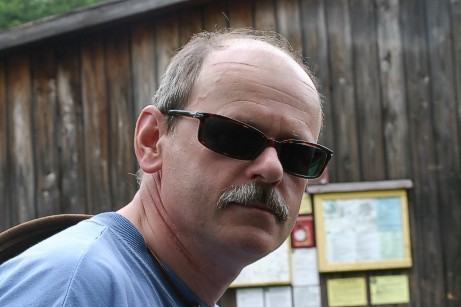 11-12.jpg (35909 bytes)
